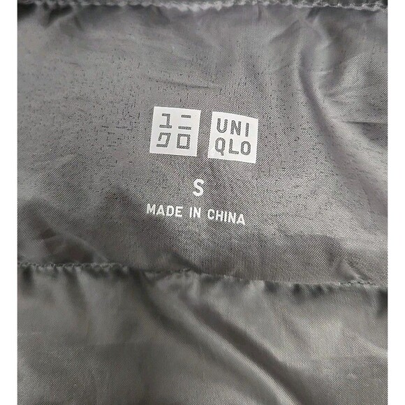 Uniqlo Ultra Light Down Compact Quilted Jacket Snap Button Gray Women’s Size S - Picture 5 of 11